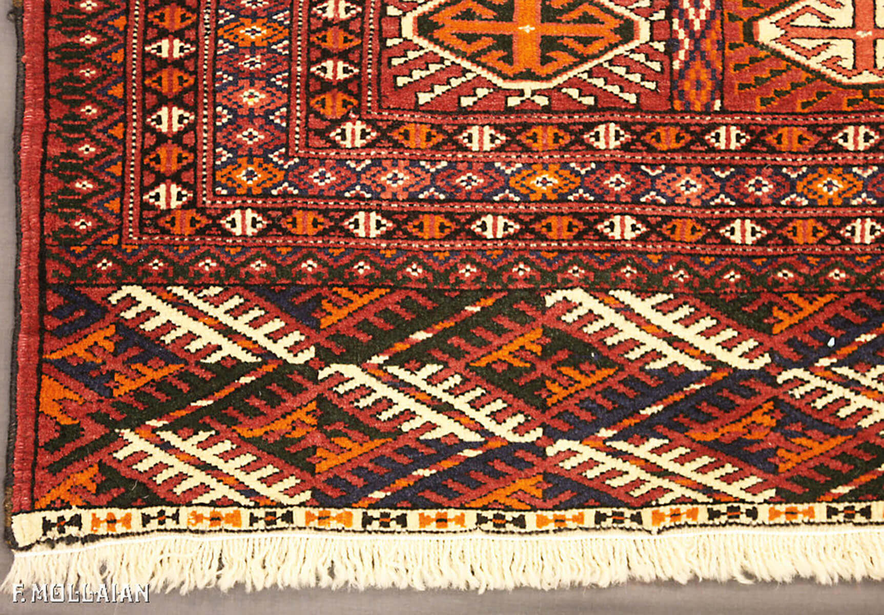 Semi-Antique Turkmen Bukhara (Russian) Carpet n°:25680082